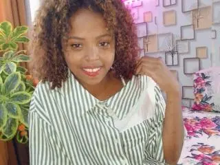 Xlovecam Live Sex Cam of Nerina