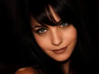 Xlovecam Live Sex of WenTina