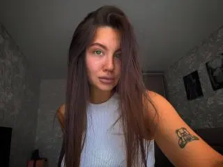 Xlovecam Free Live Porn of InesGueningsman