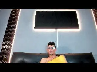 Xlovecam Best Webcam of SexSauvage69