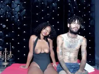 Xlovecam Nude Webcam of JeniferandBenn