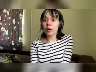 Xlovecam Live Sex of LennieCaronna