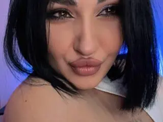 Xlovecam Watch Live Sex Cams of BoobZillaa