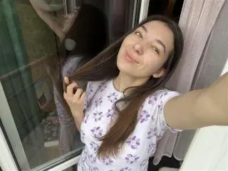 Xlovecam Free Live Porn of KissMegan
