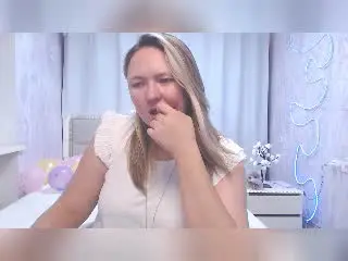 Xlovecam Live Sex Cam of SallyVerda