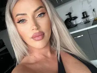Xlovecam Live Porn of NadiaMarble