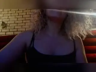 Xlovecam Live Sex Cam of SassyKate