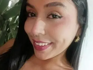 Xlovecam Free Porn Cam of ZammySanz