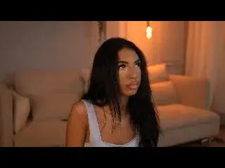 Xlovecam Free Live Porn of XiaraBlaze