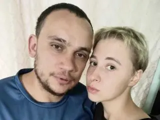 Xlovecam Watch Live Sex Cams of GussieBridie