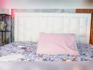 Xlovecam Live Sex of QuickHookup