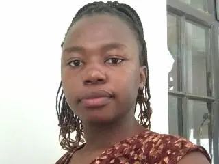 Xlovecam Watch Live Sex Cams of Yollah