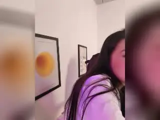Xlovecam Watch Live Sex Cams of IrisBlair