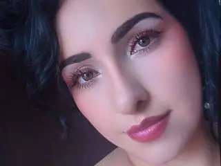 Xlovecam Adult Webcam of LuluFrancaise