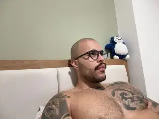 Xlovecam Best live sex cam show of MedellynDark
