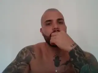 Xlovecam Best Webcam of MedellynDark
