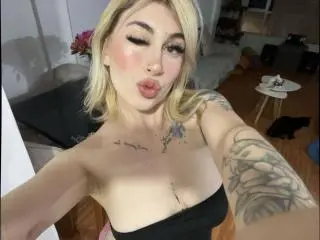 Xlovecam Sex Chat of SammyViolet