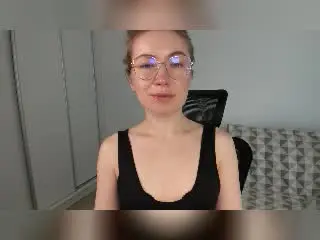 Xlovecam Watch Live Sex Cams of MiaFlirt