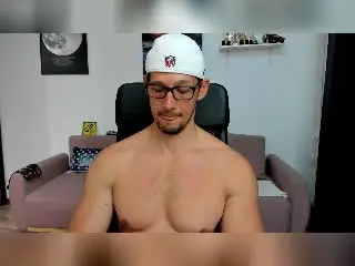 Xlovecam Adult Webcams of BrutusK