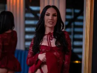 Xlovecam Watch Live Sex Cams of KyraReign