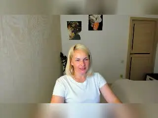 Xlovecam Live Porn of AliceeGracee