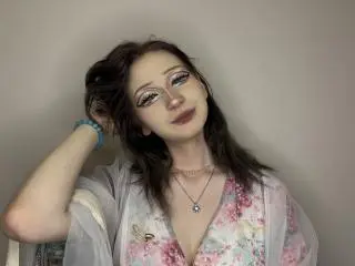Xlovecam Live Sex Cam of MiguelinaHoven