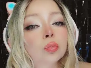 Xlovecam Adult Webcam of HoneySweett
