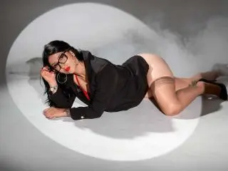Xlovecam Adult Webcam of ZarayFeet