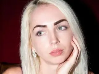 Xlovecam Live Sex of BagiraNoa